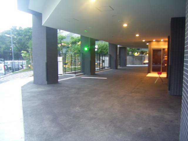 フェニックス西参道タワー サブエントランス_01