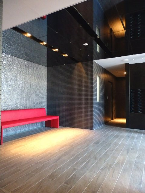 ZOOM新宿南Second ロビー