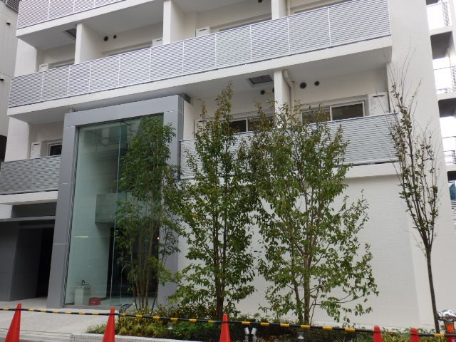 ZOOM新大久保 外観