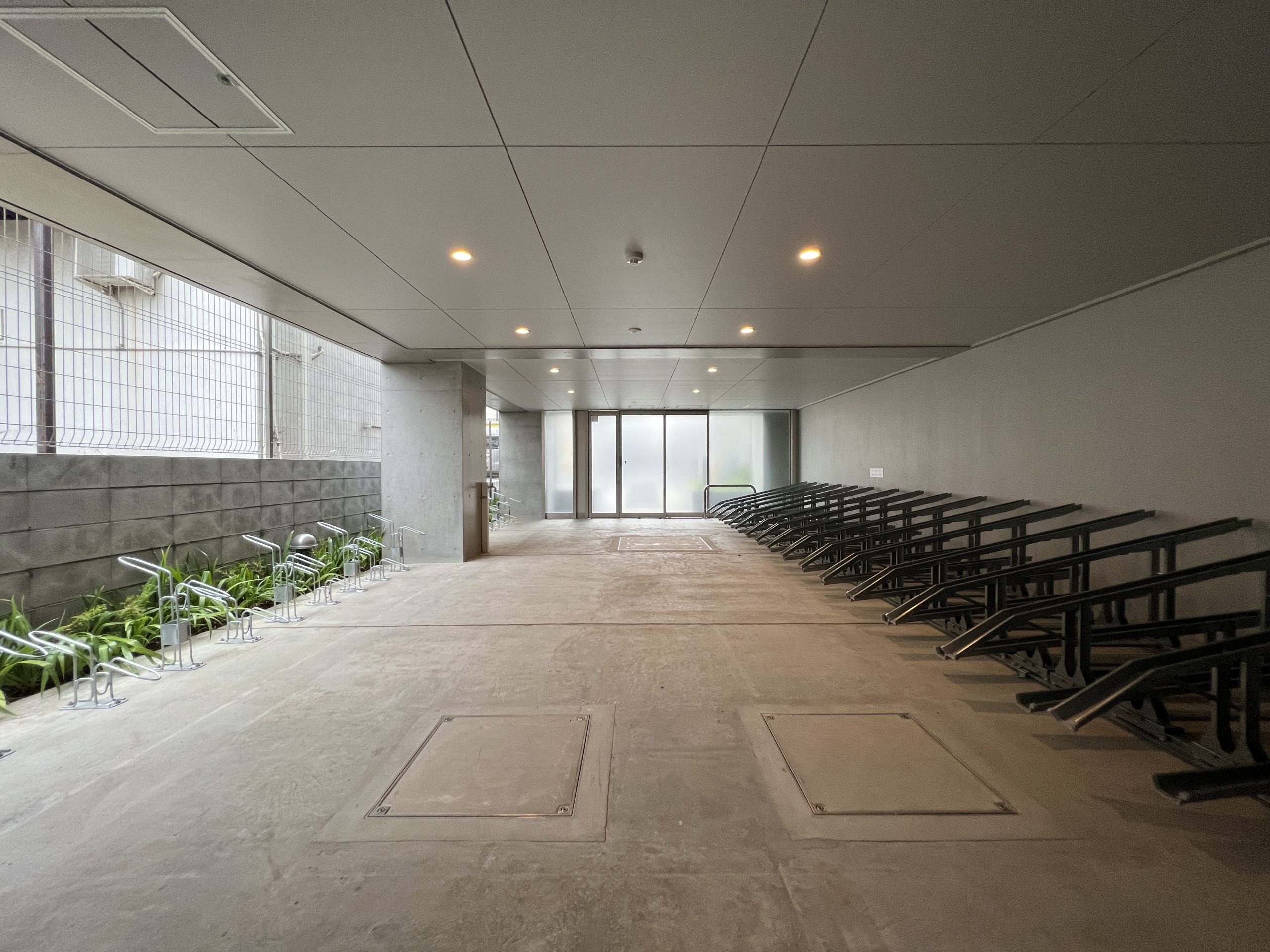 AELL横浜吉野町 駐輪場
