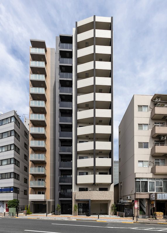 ZOOM池袋West 外観